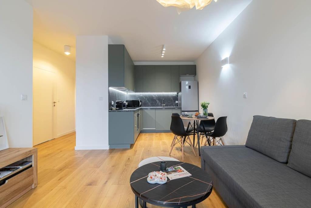 Olive Tree Apartment - Klimatyzacja - Air Conditioning-Self-Check-In Katowice Eksteriør billede